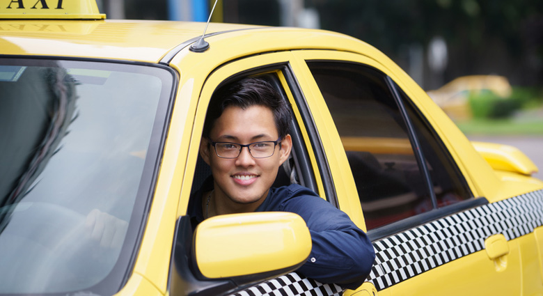 Taxi_Depositphotos_53752615_s